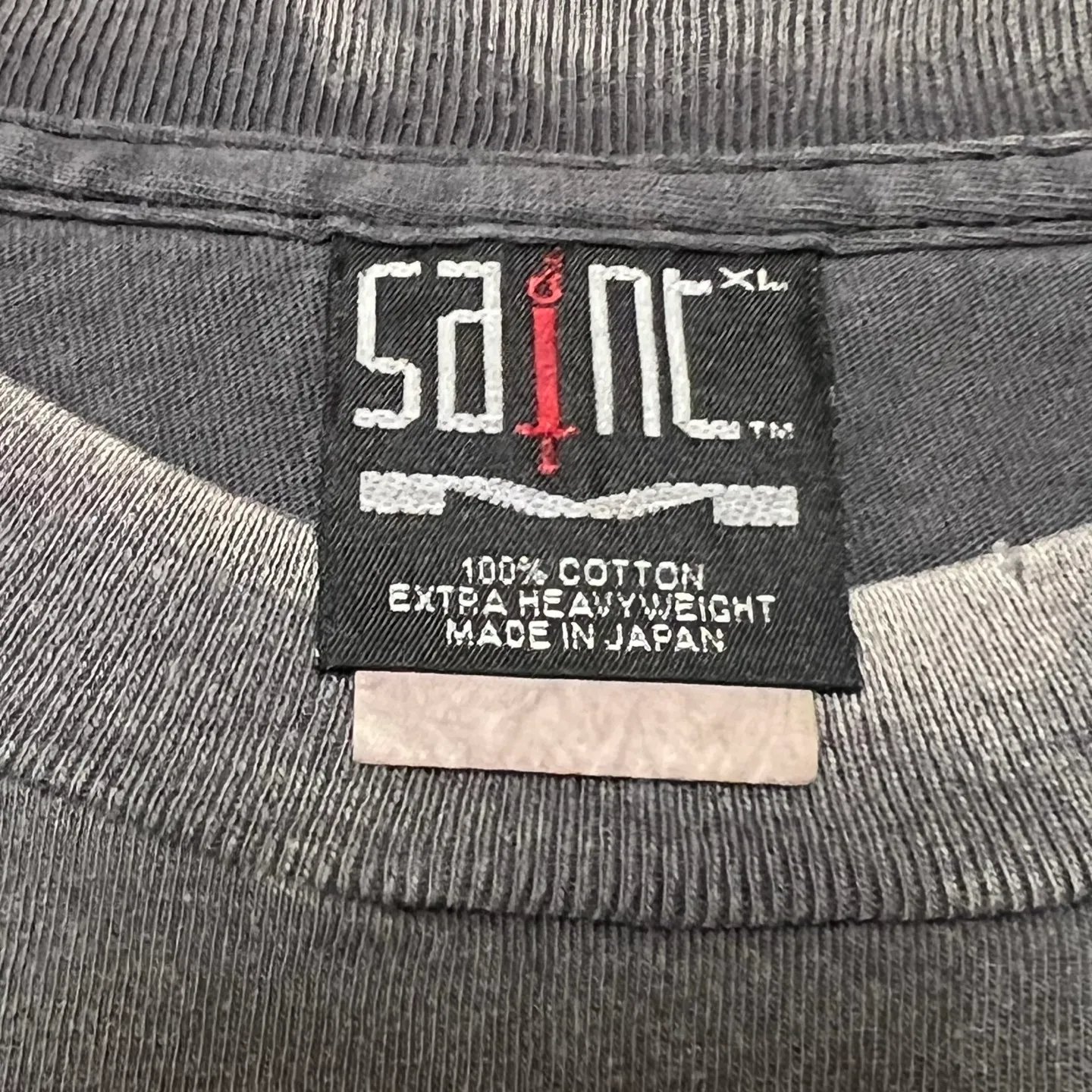 SAINT Mxxxxxx DELICATE BULLSHIT SS TEE/BLK Star Neon Slogan Printed TEE Washed Black S-XL New Vintage Washed and Distressed Ceiling! Loyal to the original version. Main mark and wash mark are matched. Tube-woven fabric without side seams. Non-open width version. Authentic level printing restoration proofing. Top purchasing agent level.